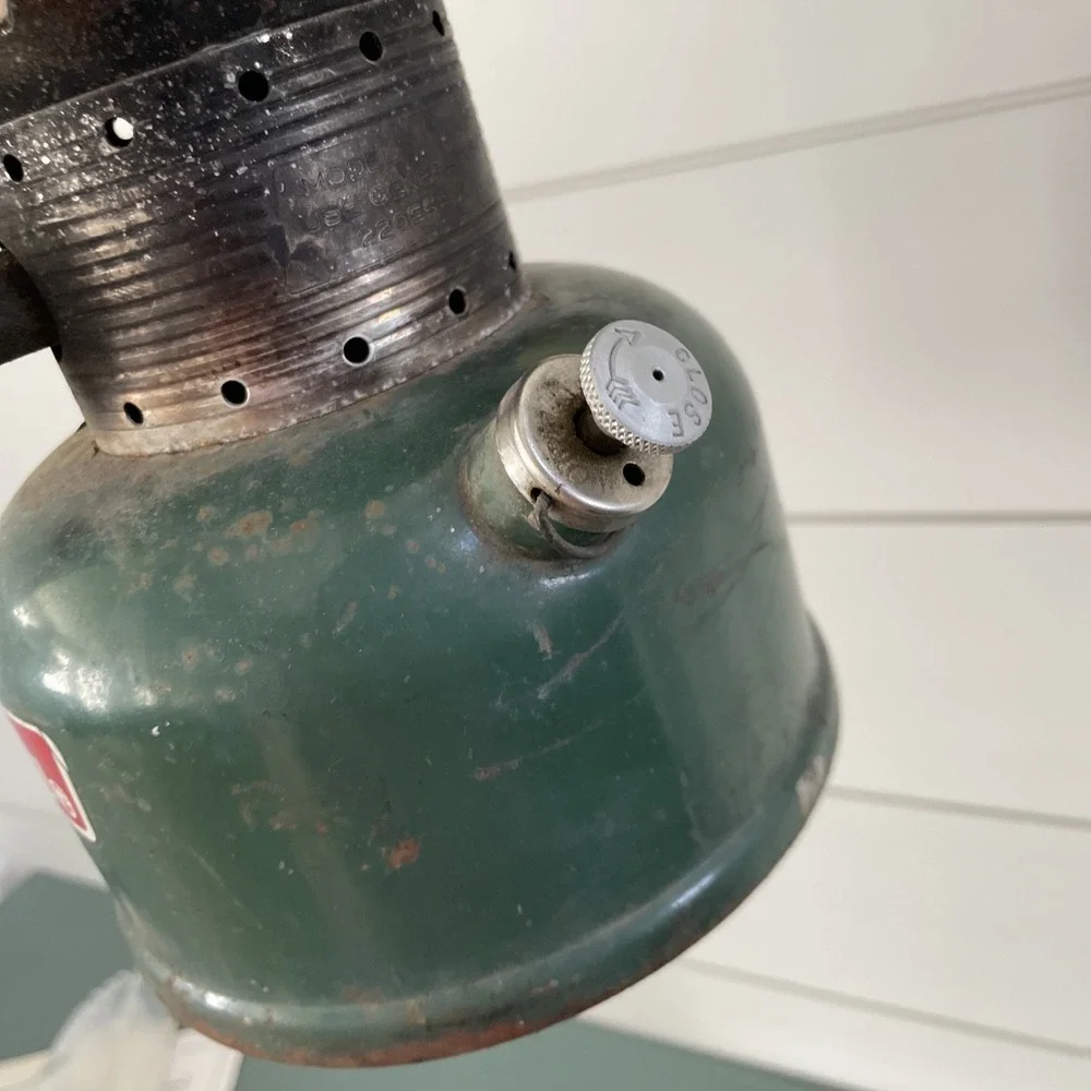 Vintage Coleman Lantern Model 220E – Dual Mantle –‎ Made in USA 3 60